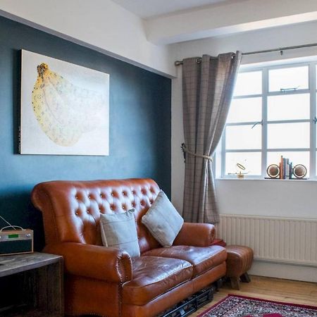 Beautifully Decorated Contemporary 2 Bedroom Flat Londres Exterior foto